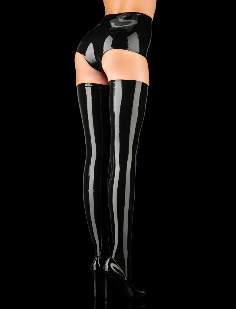 6022-latex-black-hotpant-4.webp Latex Black Hotpant