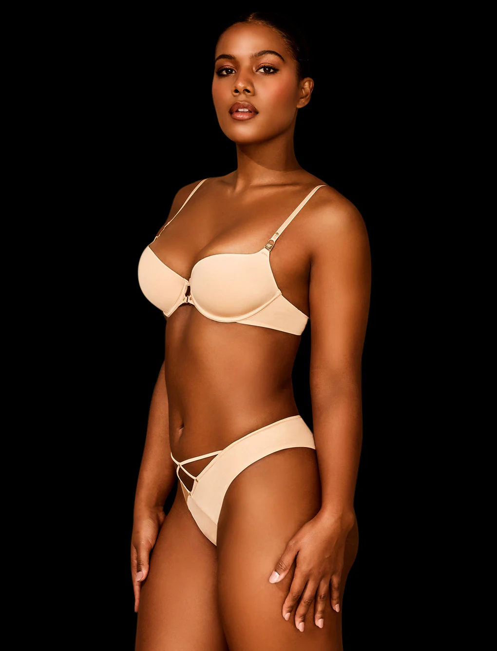 704-everyday-smooths-almond-push-up-bra-7.webp Everyday Smooths Almond Push Up Bra