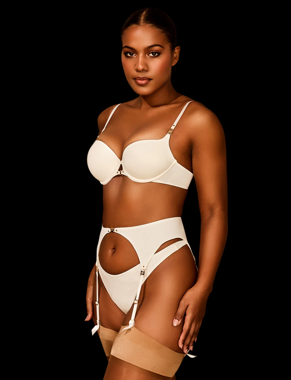 8763-everyday-smooths-ivory-suspender-5.webp Everyday Smooths Ivory Suspender